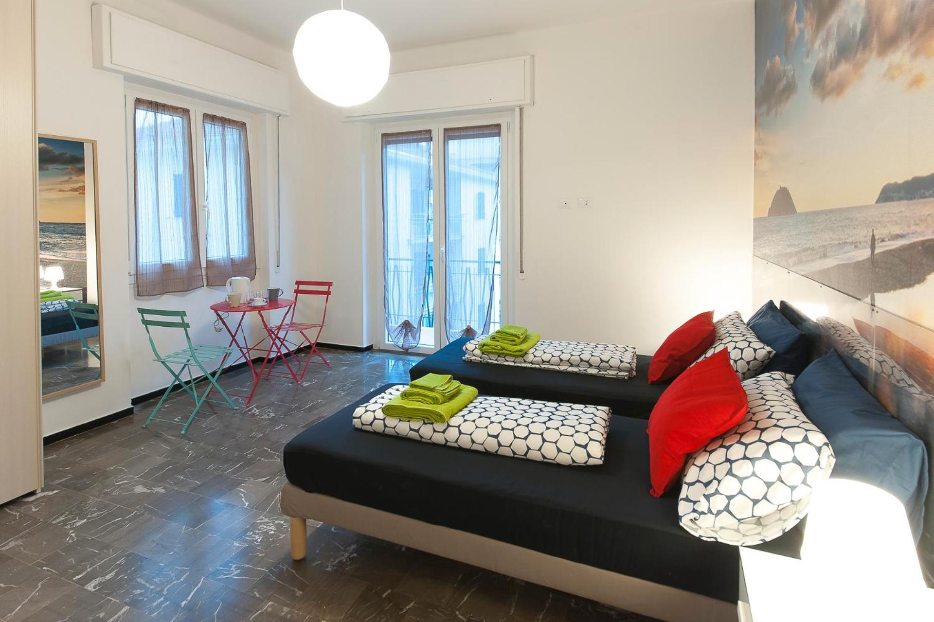 Le Torri Riviera Holiday Албенга Екстериор снимка