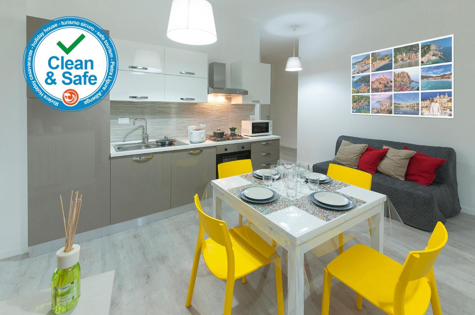 Le Torri Riviera Holiday Албенга Екстериор снимка