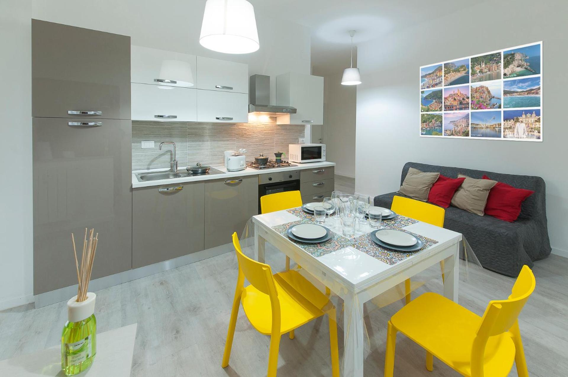 Le Torri Riviera Holiday Албенга Екстериор снимка
